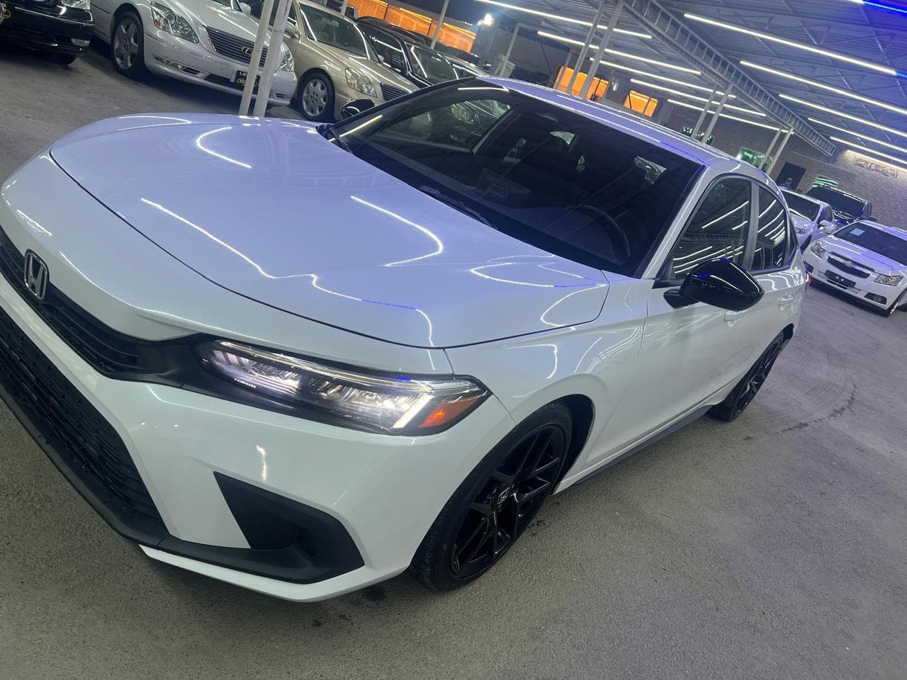 2024 Honda  Civic  thumbnail 5