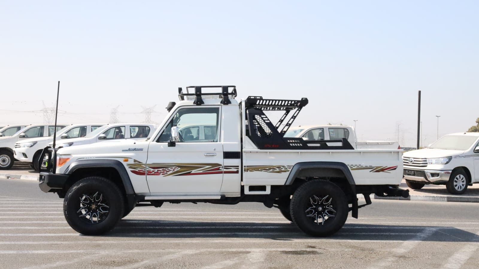 2012 Toyota  Land Cruiser  thumbnail 7