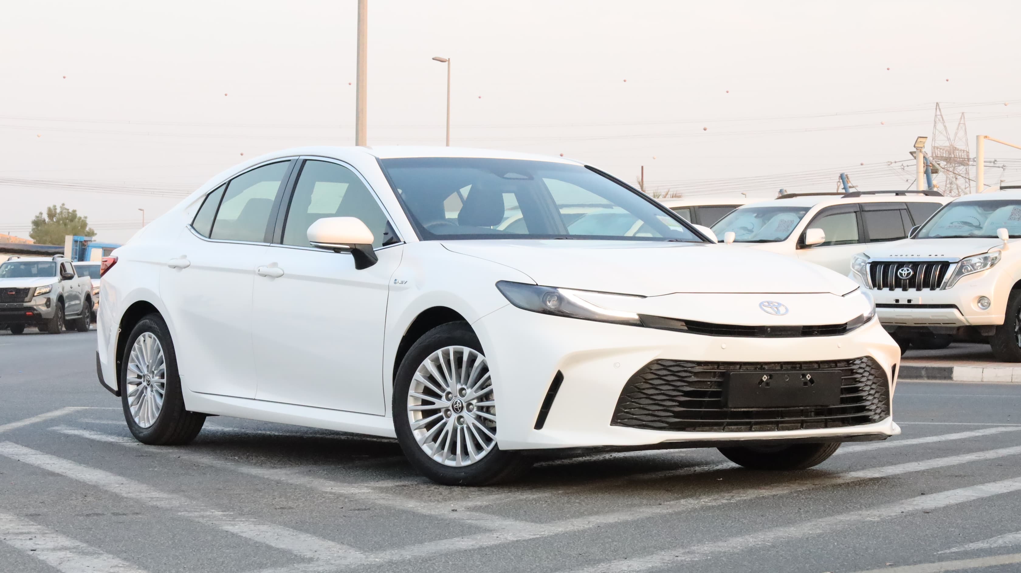 2025 Toyota  Camry  thumbnail 2