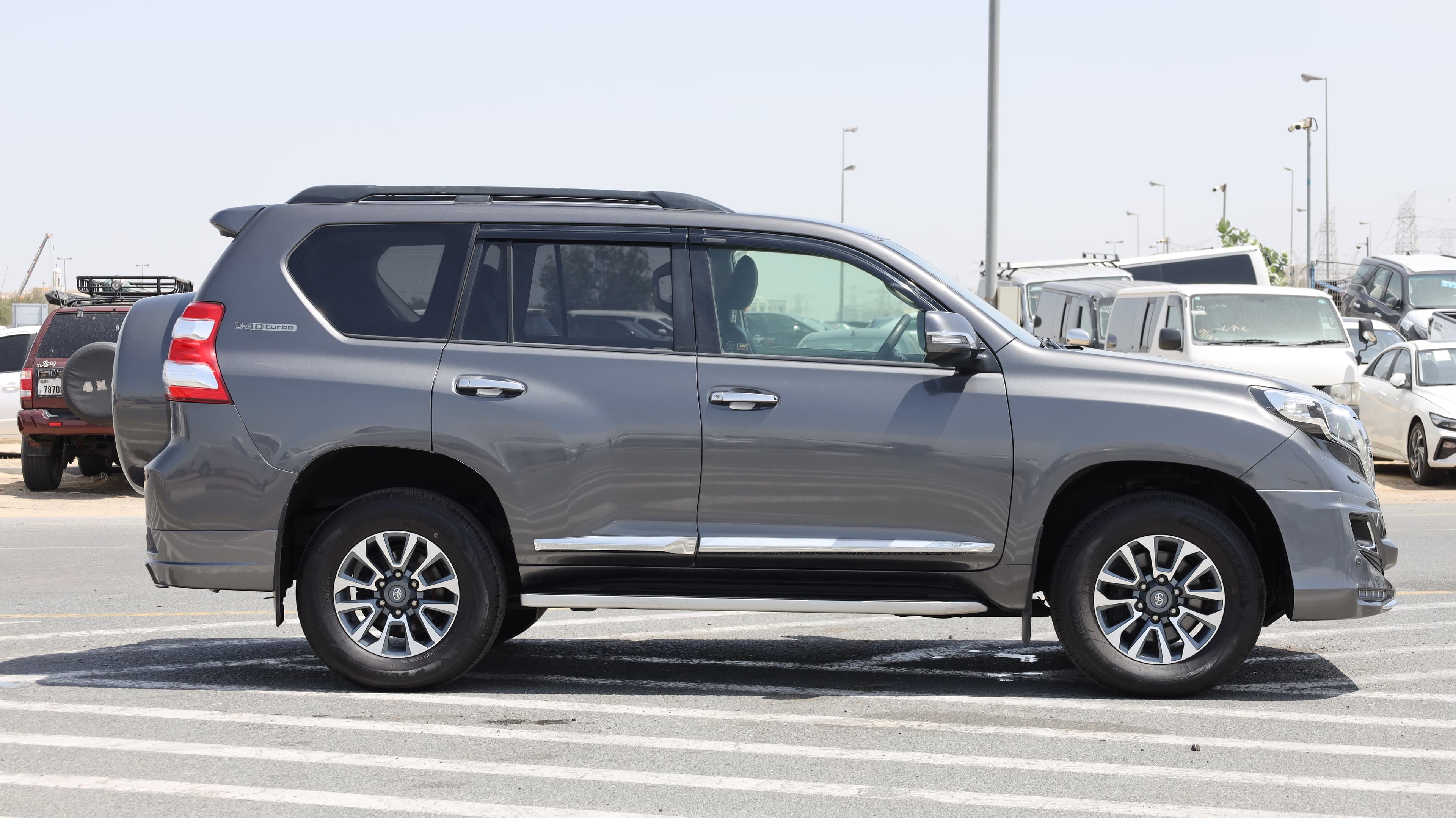 2017 Toyota   Landcruiser Prado thumbnail 5