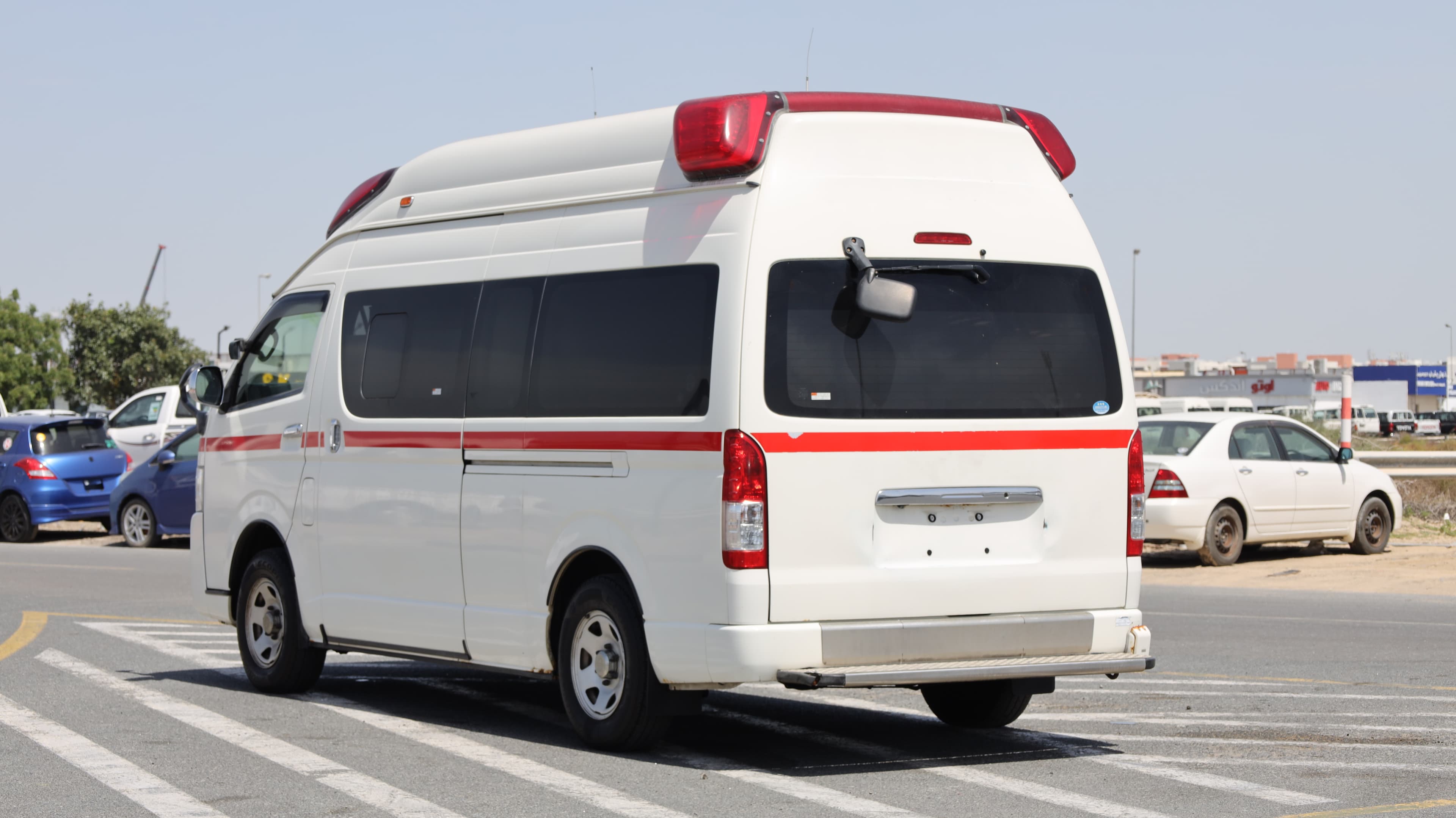 2015 TOYOTA HIACE VAN / TRH226 / 4WD / WITH ALL FIRST AID EQUIPMENTS  thumbnail 6