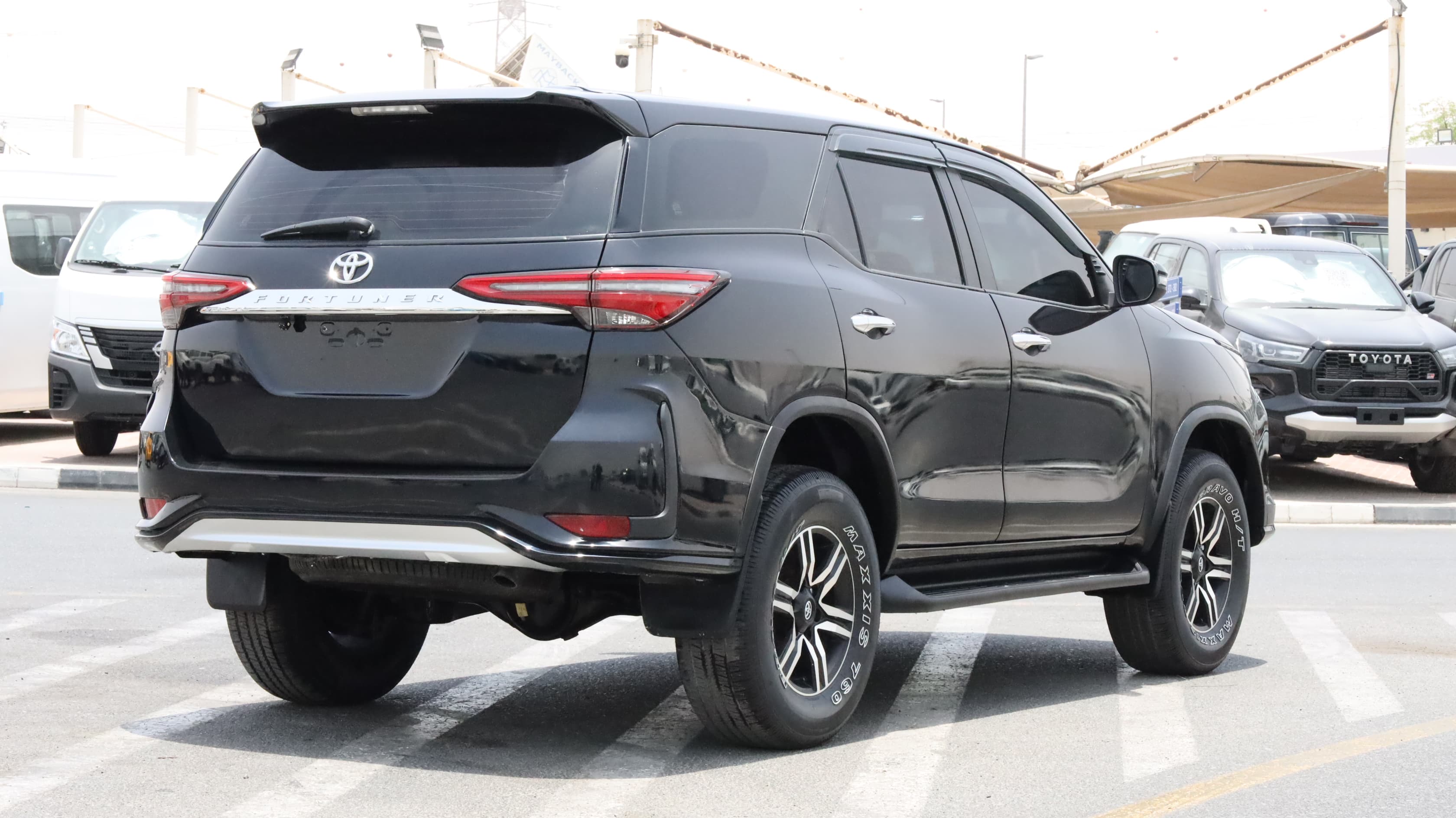 2017 TOYOTA  FORTUNER / 2.4 DIESEL TURBO / LHD & 4WD thumbnail 8