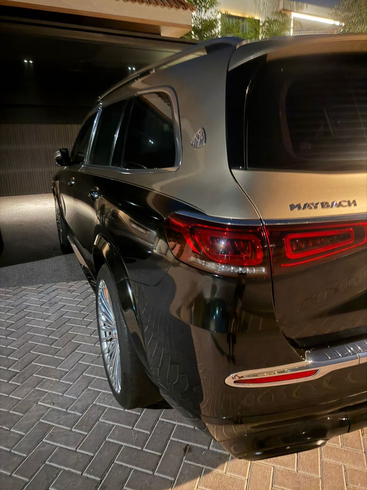 2022 Mercedes-Maybach GLC 600 thumbnail 8