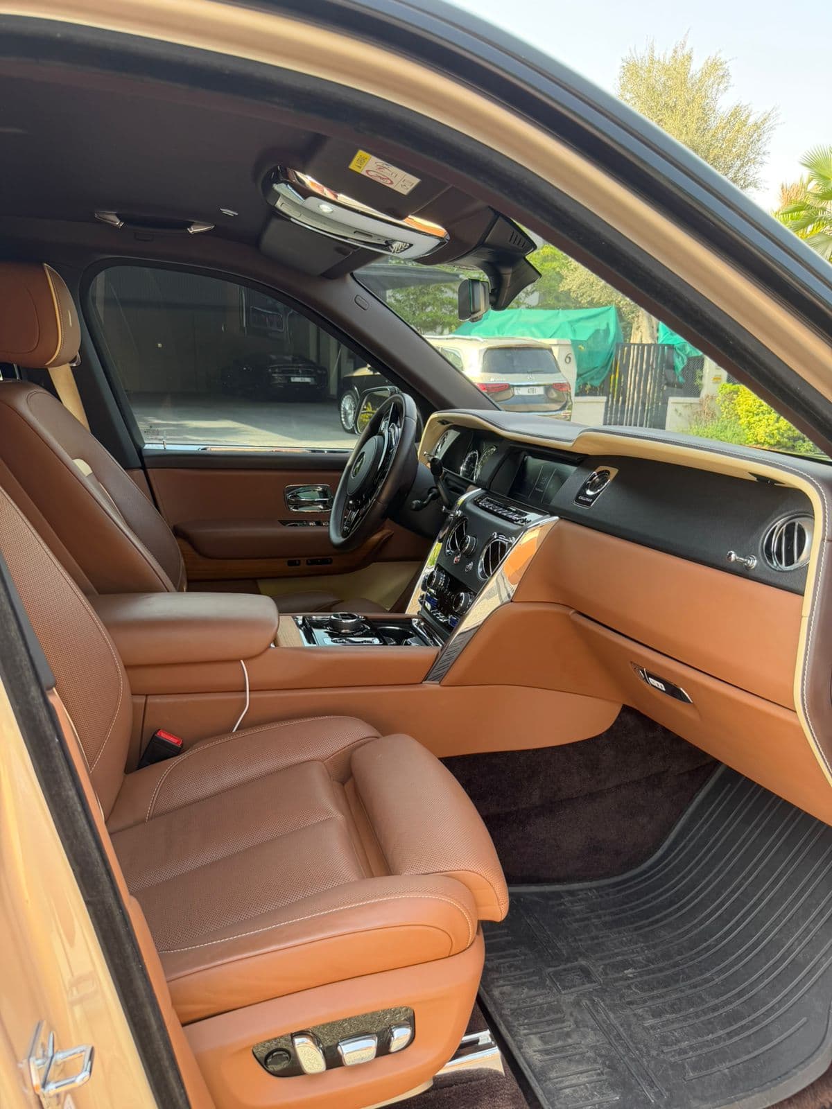 2022 Mercedes-Maybach GLC 600 thumbnail 9