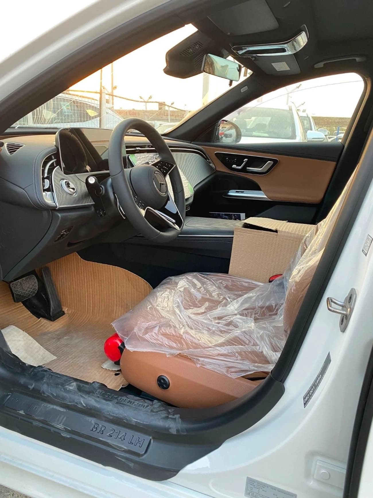2026 Mercedes Benz E200 STANDARD STD Brand New thumbnail 5