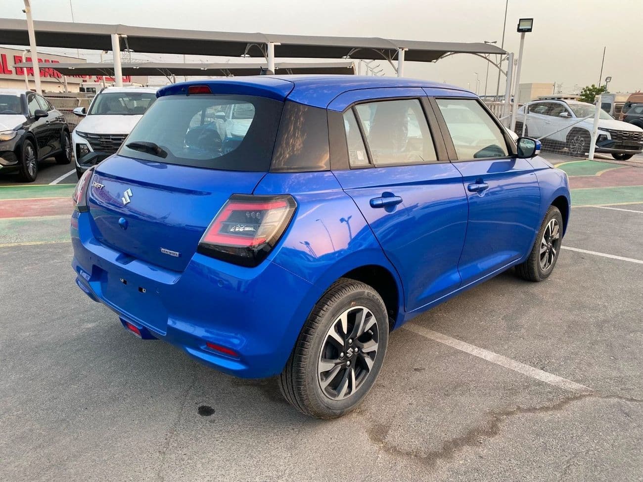 2025 Suzuki Swift GLX thumbnail 6