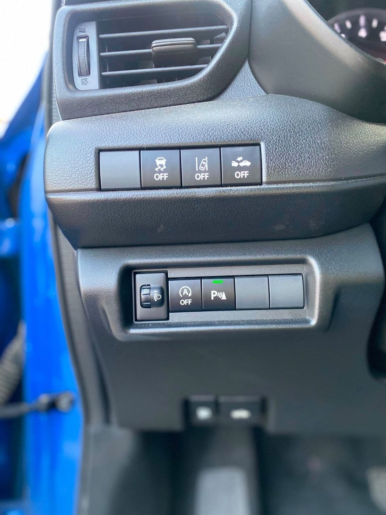 2025 Suzuki Swift GLX thumbnail 9