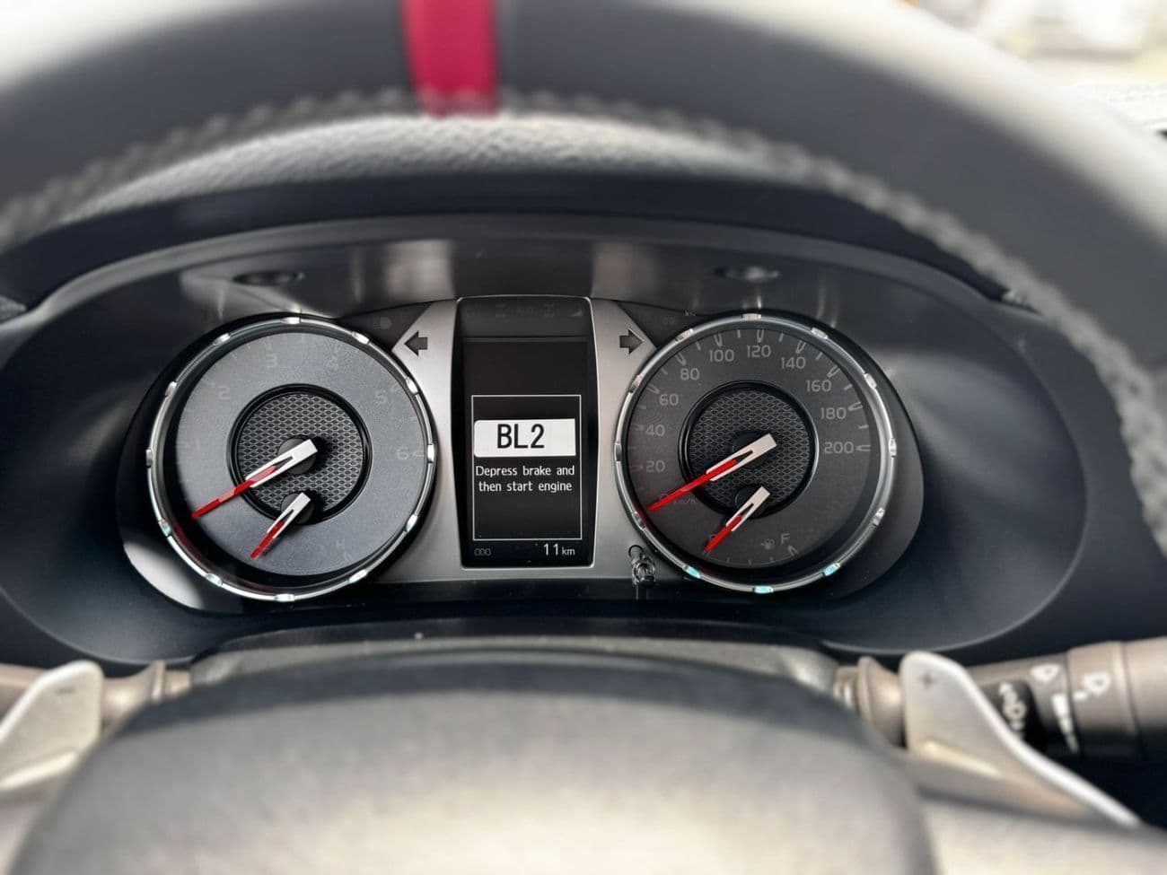 2025 Toyota Hilux GR SPORT thumbnail 2