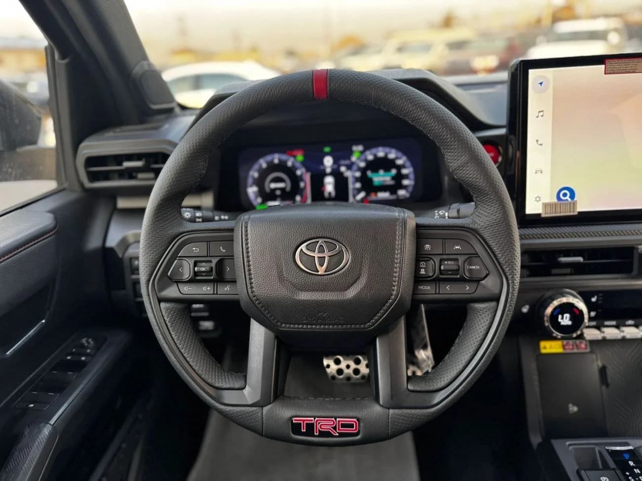 2026 Toyota Toyota Tacoma 2.4L V4 TRD PRO I-FORCE MAX Hybrid thumbnail 8