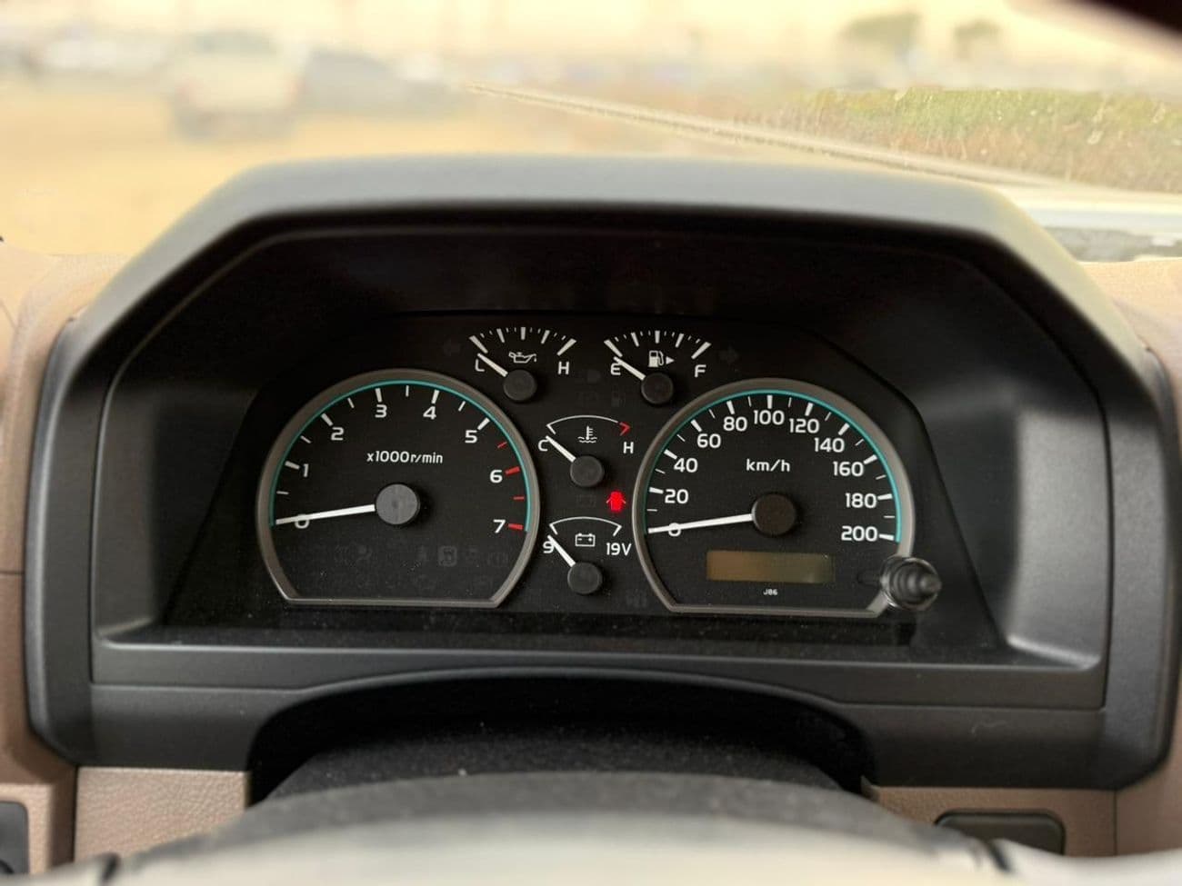 2026 Toyota Land Cruiser 70 4.0 thumbnail 9