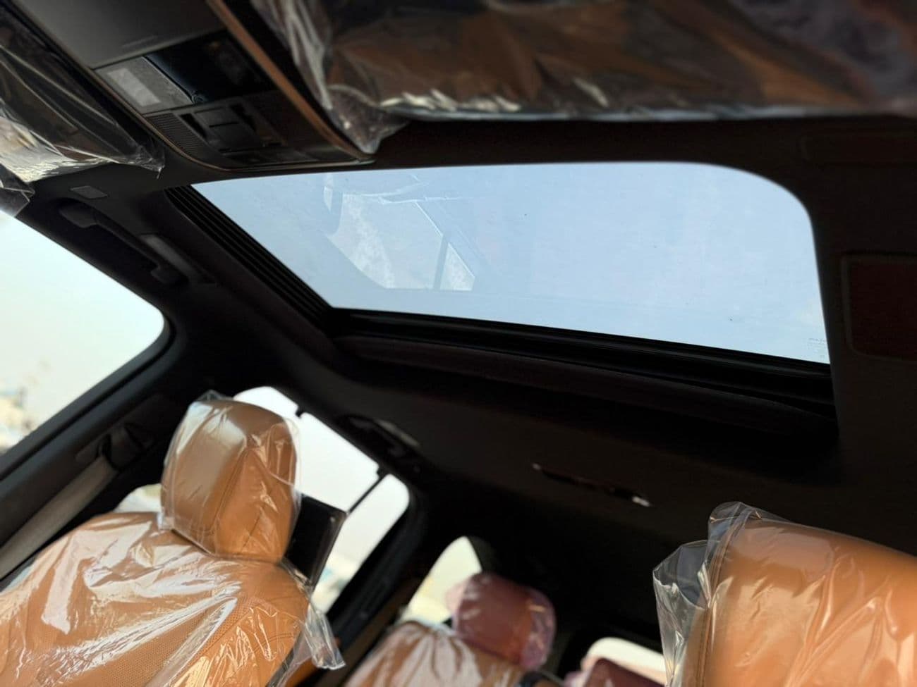 2026 Lexus LX600 SIGNATURE thumbnail 2
