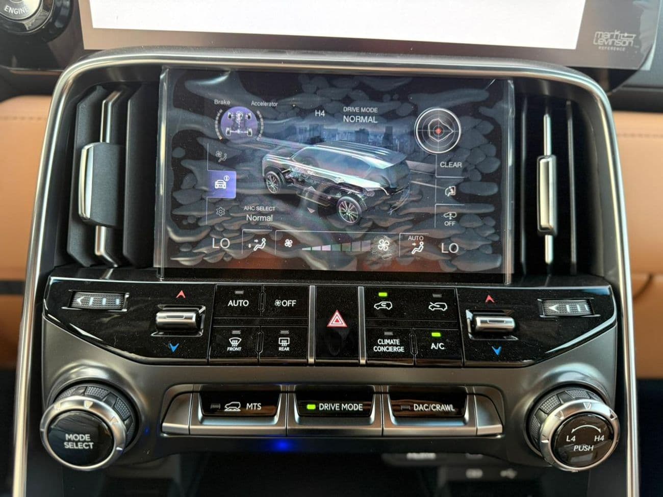 2026 Lexus LX600 SIGNATURE thumbnail 9