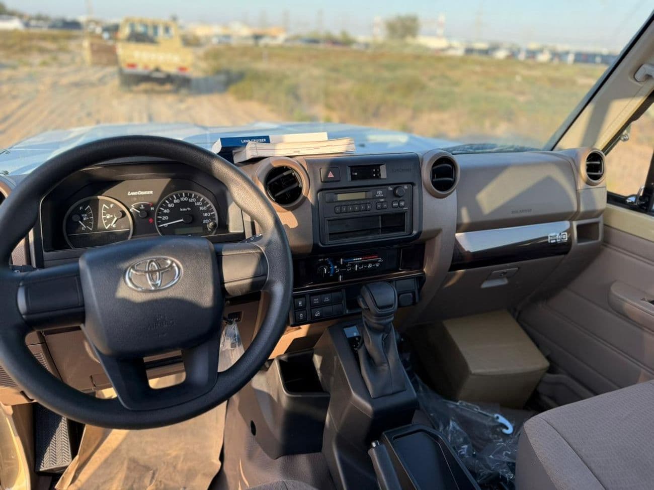 2025 Toyota Land Cruiser Pick Up thumbnail 7