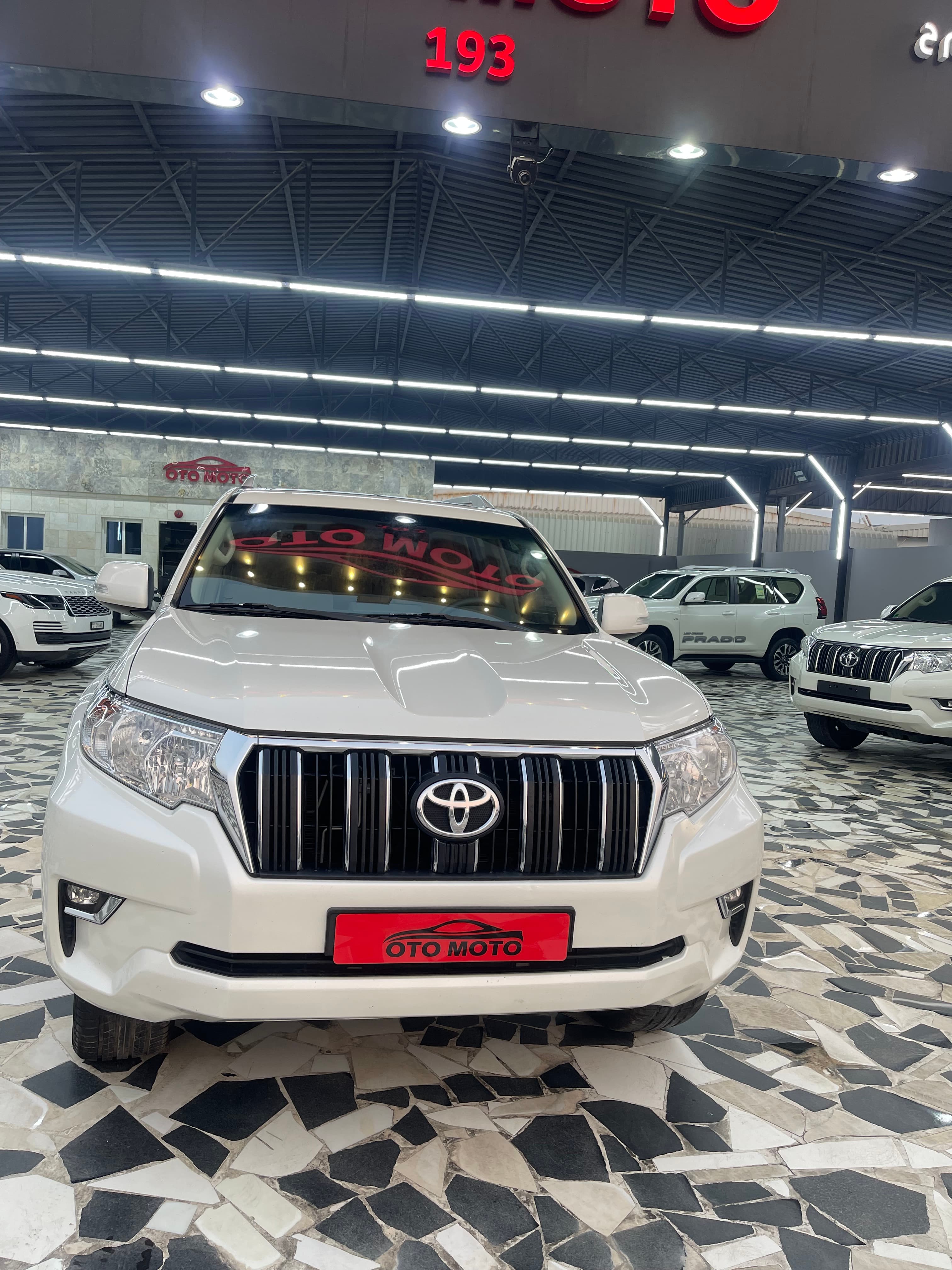 2023 Toyota PRADO thumbnail 4
