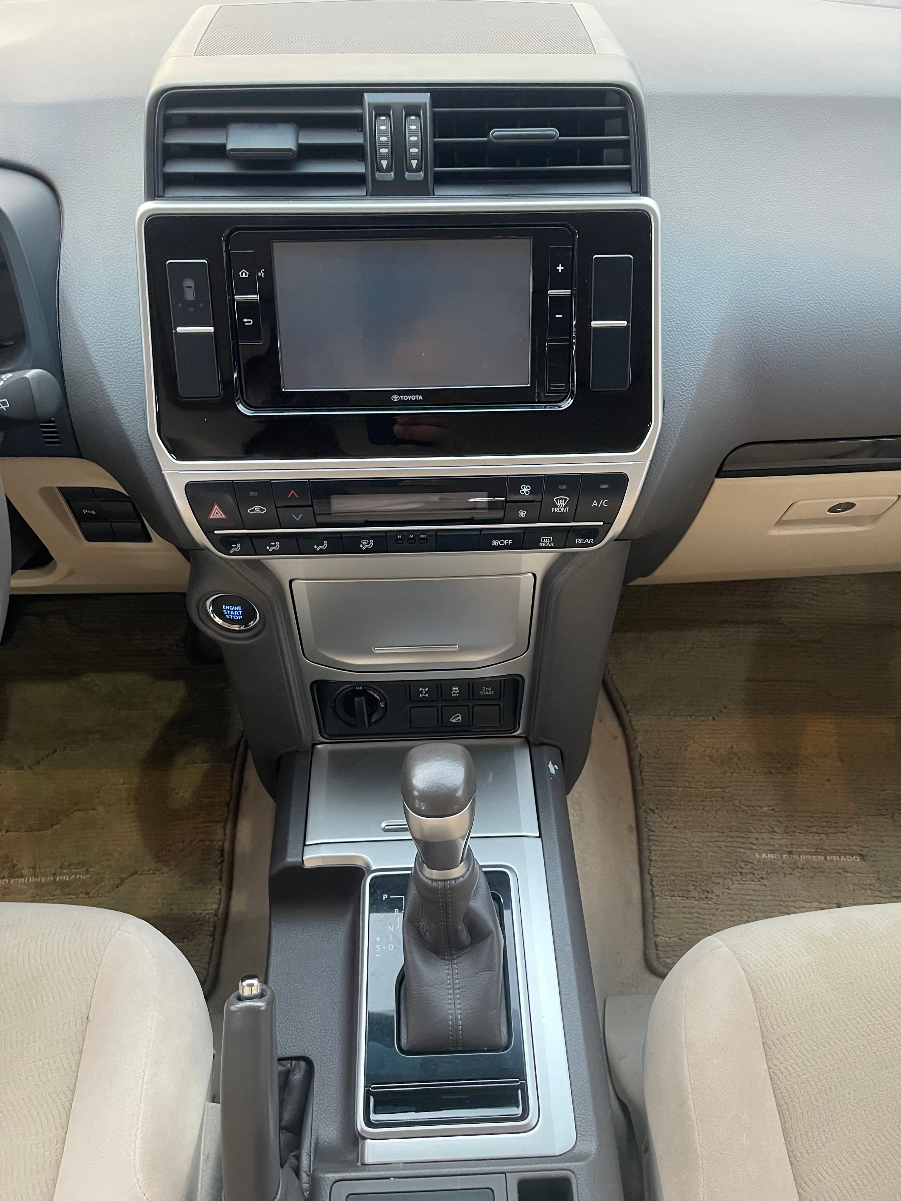 2023 Toyota PRADO thumbnail 6