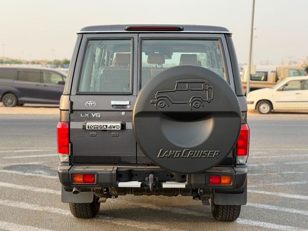 2026 Toyota Land Cruiser 70 LC76 HT VXR thumbnail 7