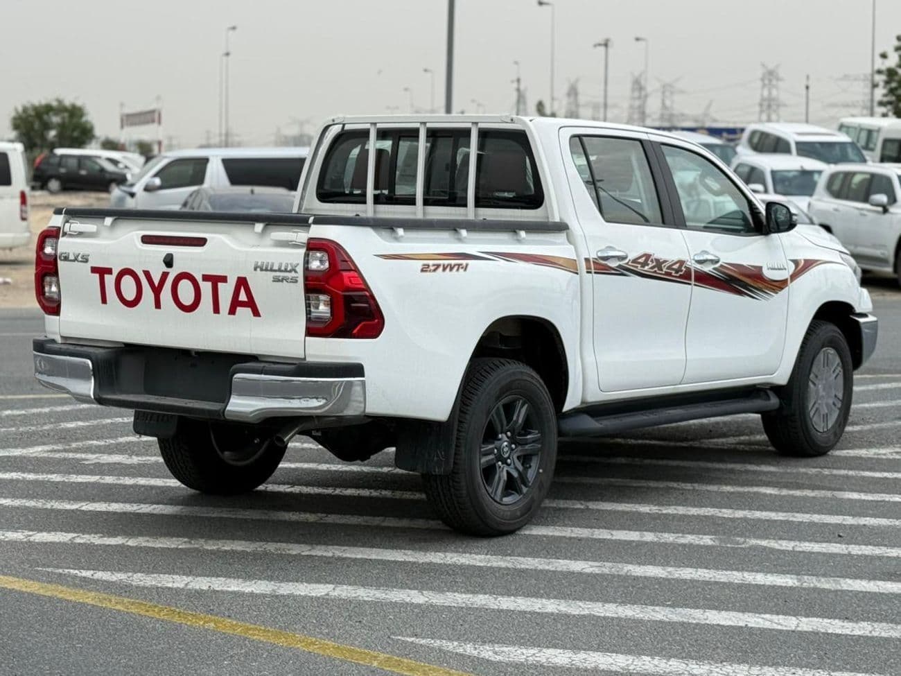 2026 Toyota Hilux GLX 2.7L Omani Spec with Compressor thumbnail 5