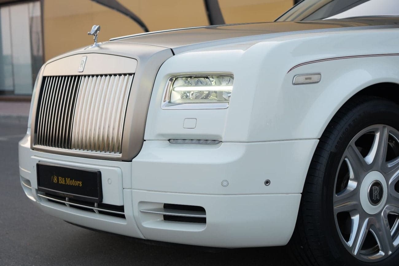 2016 Rolls Royce Phantom Coupe thumbnail 2