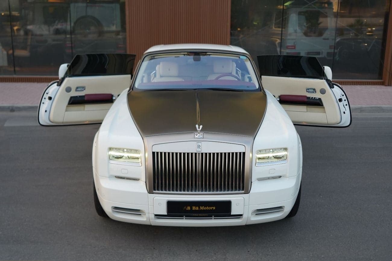 2016 Rolls Royce Phantom Coupe thumbnail 4