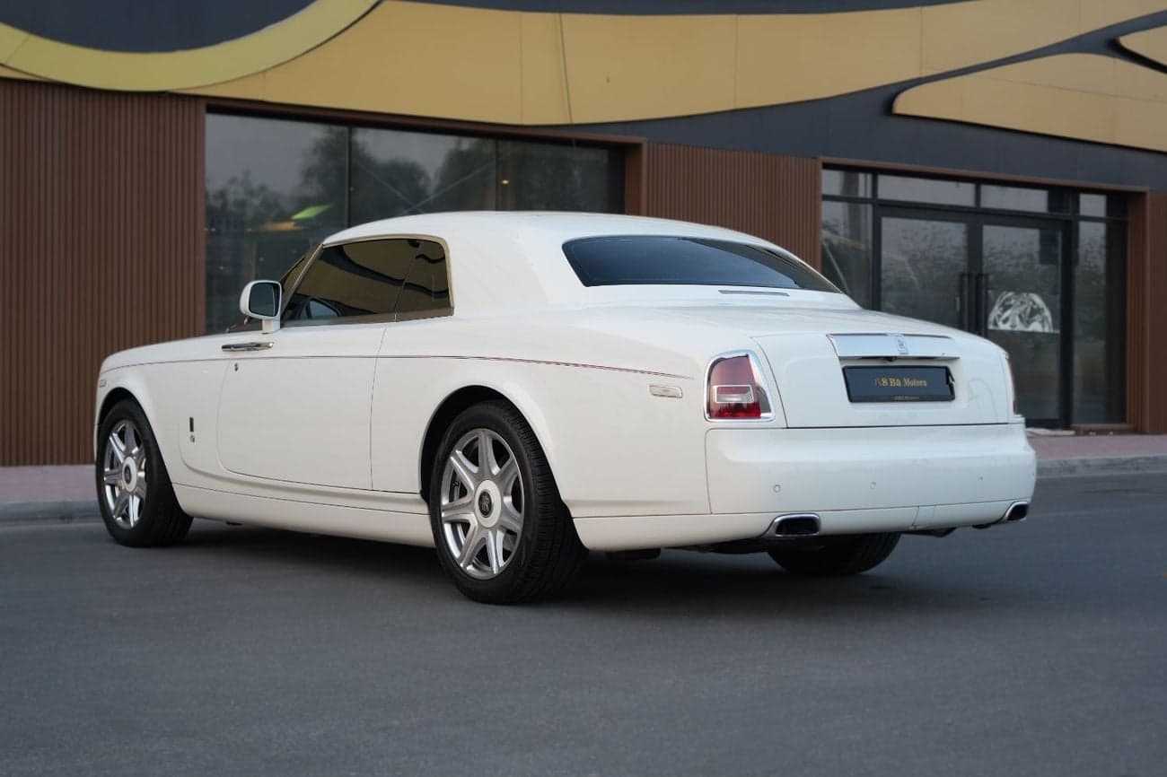 2016 Rolls Royce Phantom Coupe thumbnail 9
