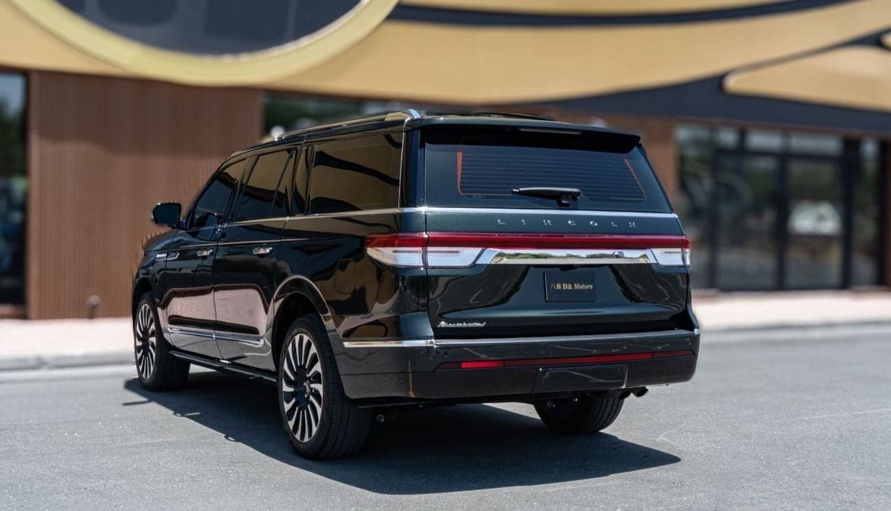 2024 Lincoln Navigator PRESIDENTIAL thumbnail 6