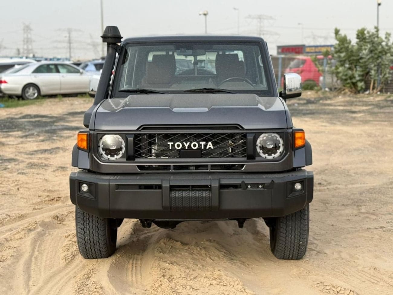 2026 Toyota Land Cruiser Pick Up thumbnail 2