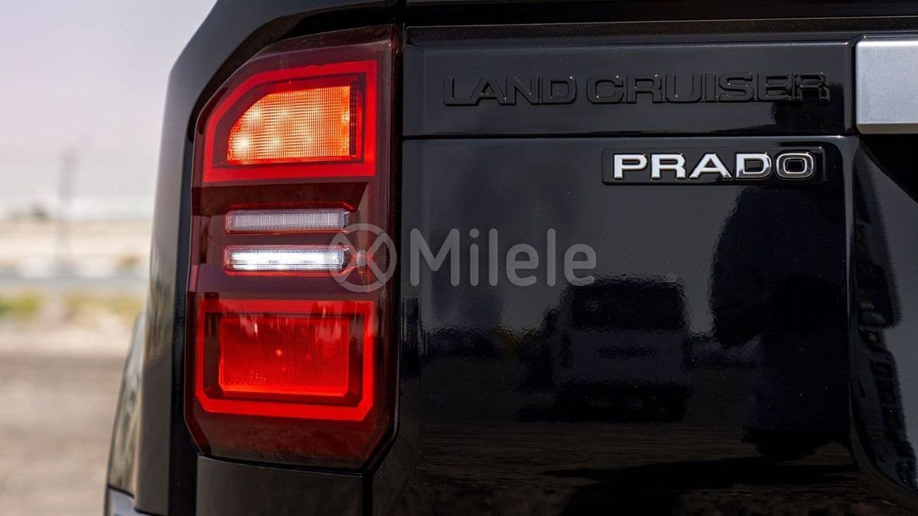 2024 Toyota Prado thumbnail 9