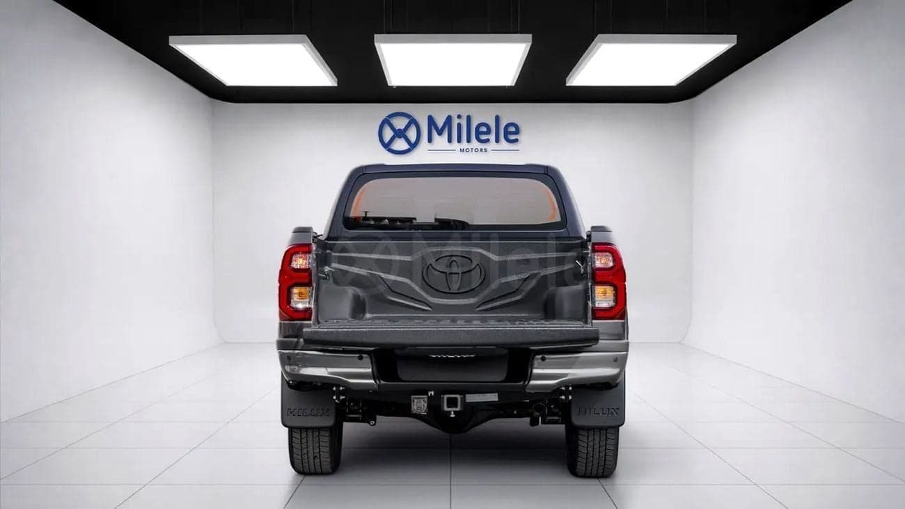 2026 Toyota Hilux ADVENTURE thumbnail 8