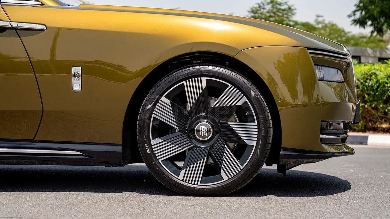 2024 Rolls Royce Spectre STANDARD thumbnail 5
