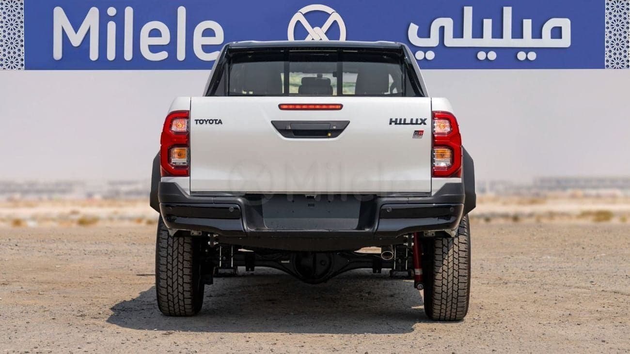 2025 Toyota Hilux GR SPORT thumbnail 8