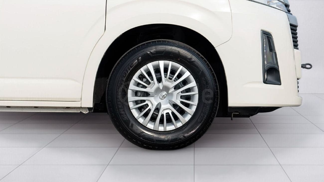 2026 Toyota Hiace GL thumbnail 6