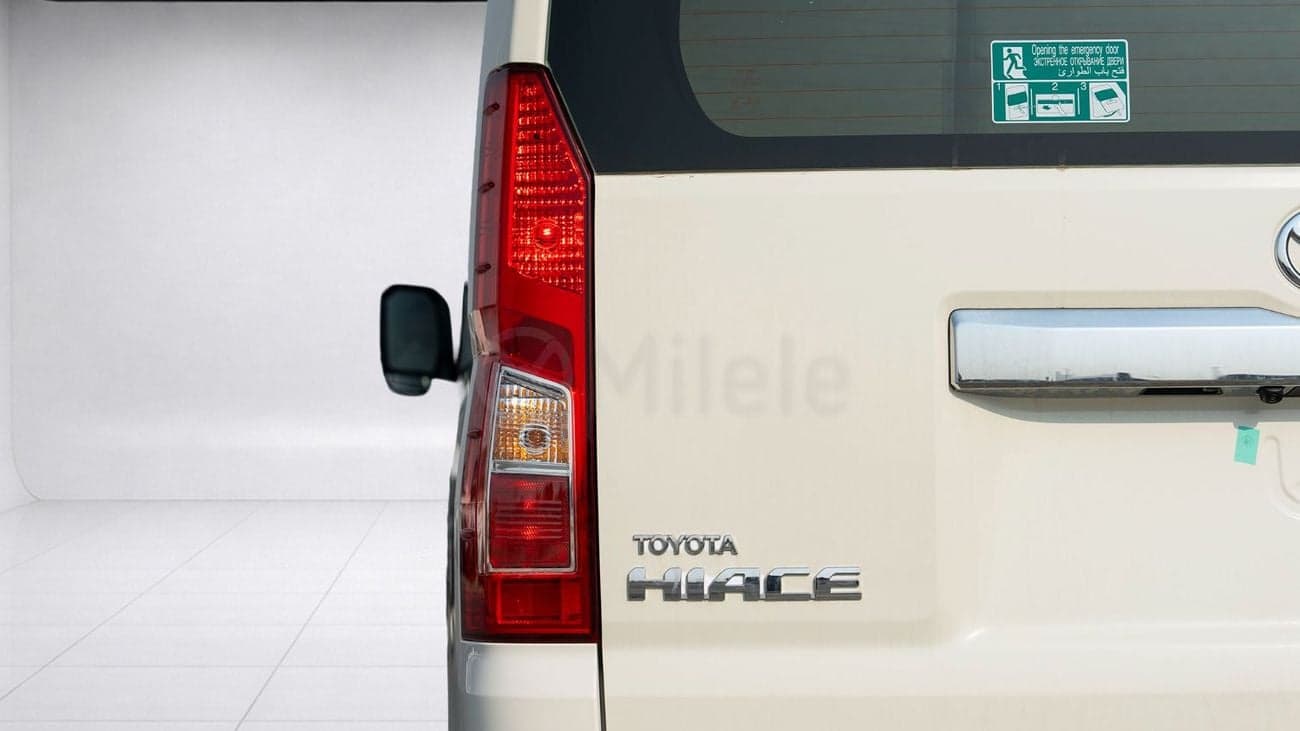 2026 Toyota Hiace GL thumbnail 9
