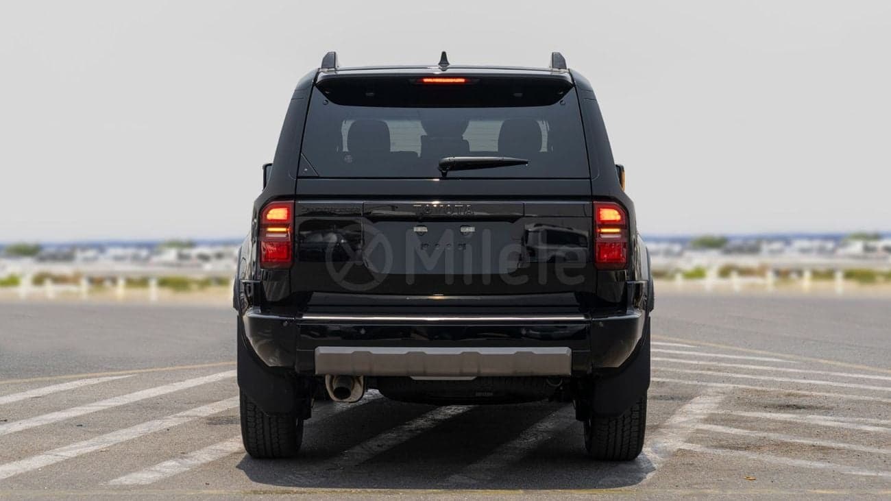 2025 Toyota Prado thumbnail 8