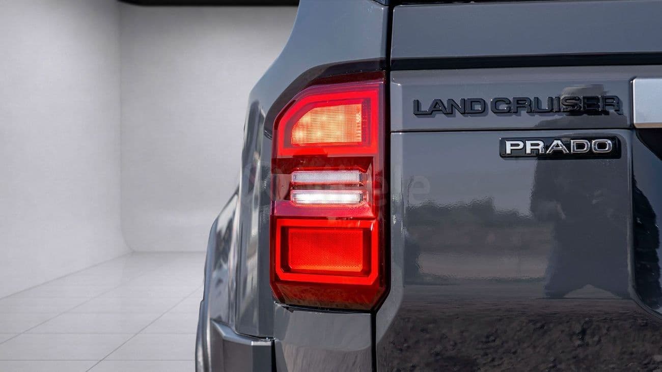 2026 Toyota Prado thumbnail 9