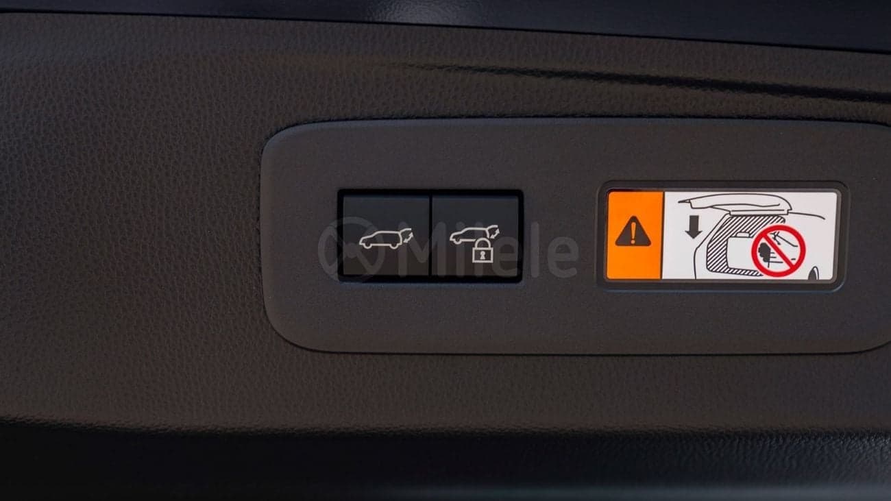 2026 Toyota Prado thumbnail 10