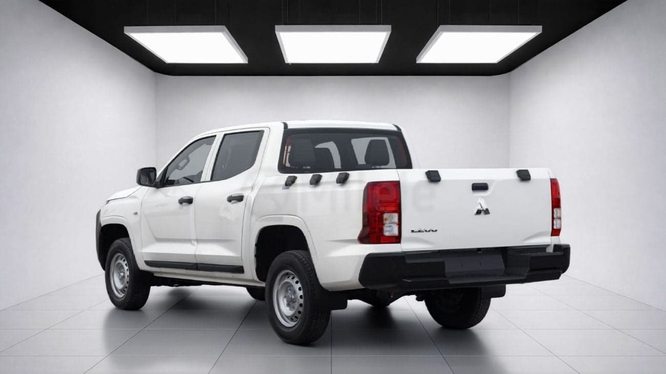 2027 Mitsubishi L200 GL thumbnail 7