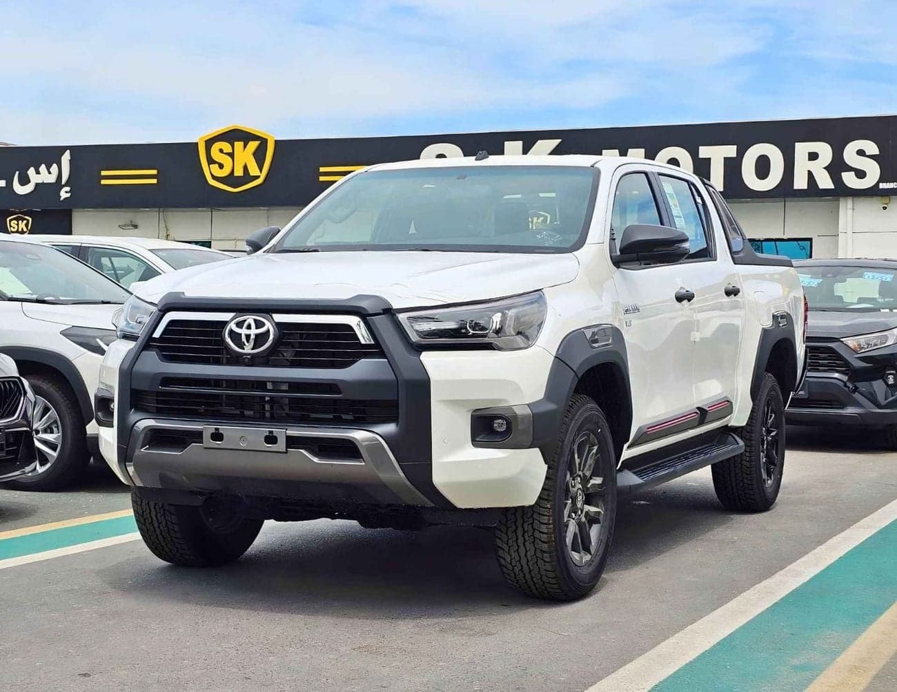 2026 Toyota Hilux ADVENTURE thumbnail 2