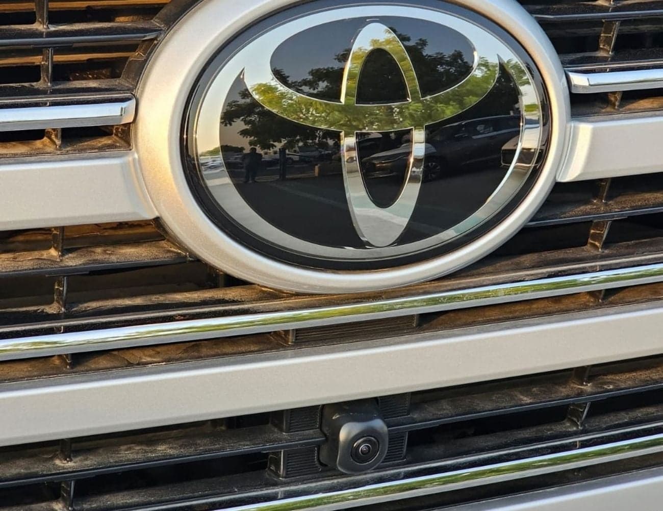 2026 Toyota Land Cruiser VXR thumbnail 9