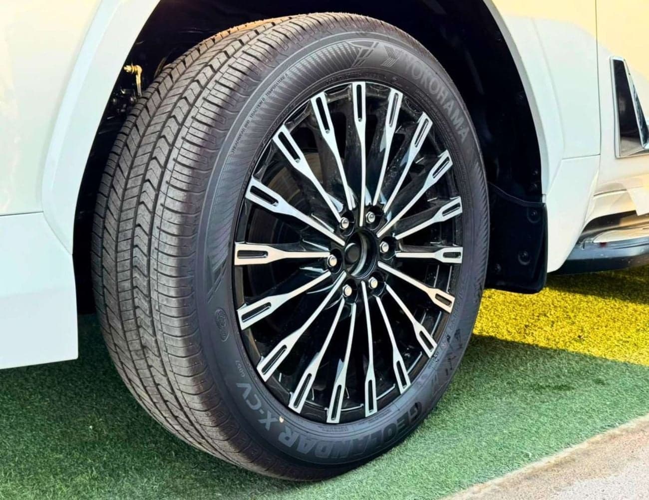 2026 Lexus LX600 VIP thumbnail 10