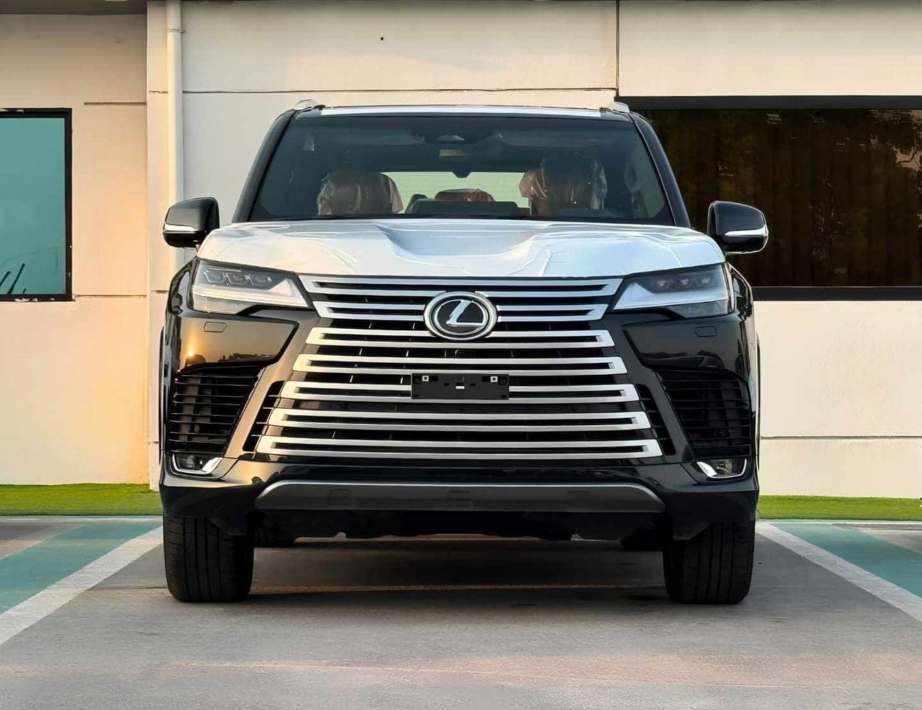 2026 Lexus LX600 SIGNATURE thumbnail 2