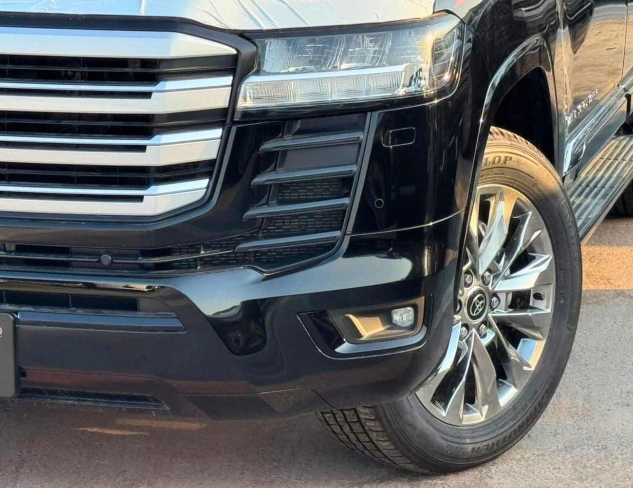 2026 Toyota Land Cruiser GXR thumbnail 10