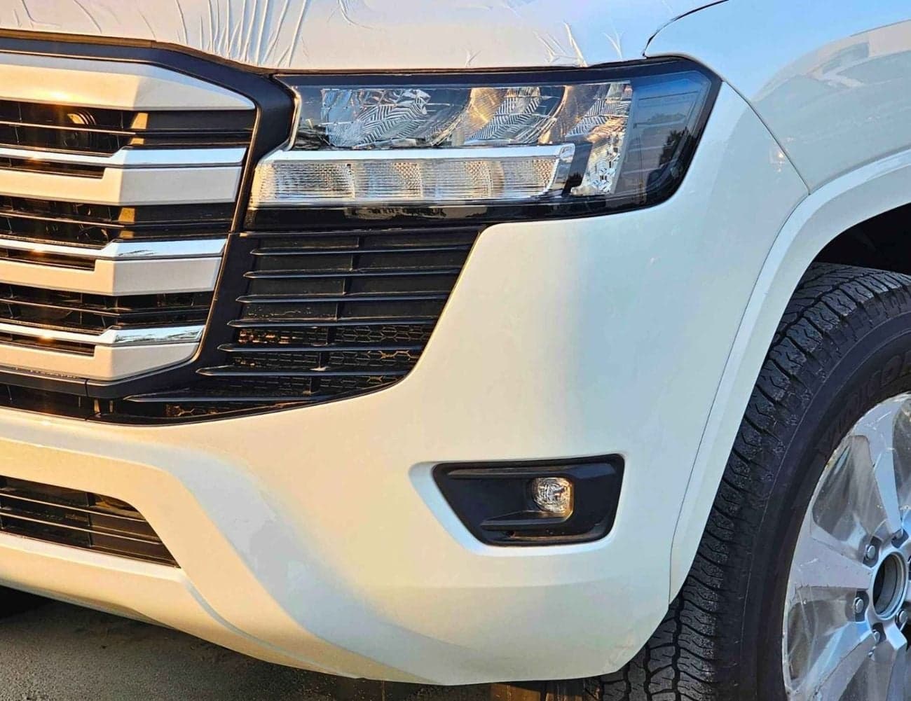 2026 Toyota Land Cruiser GXR thumbnail 9