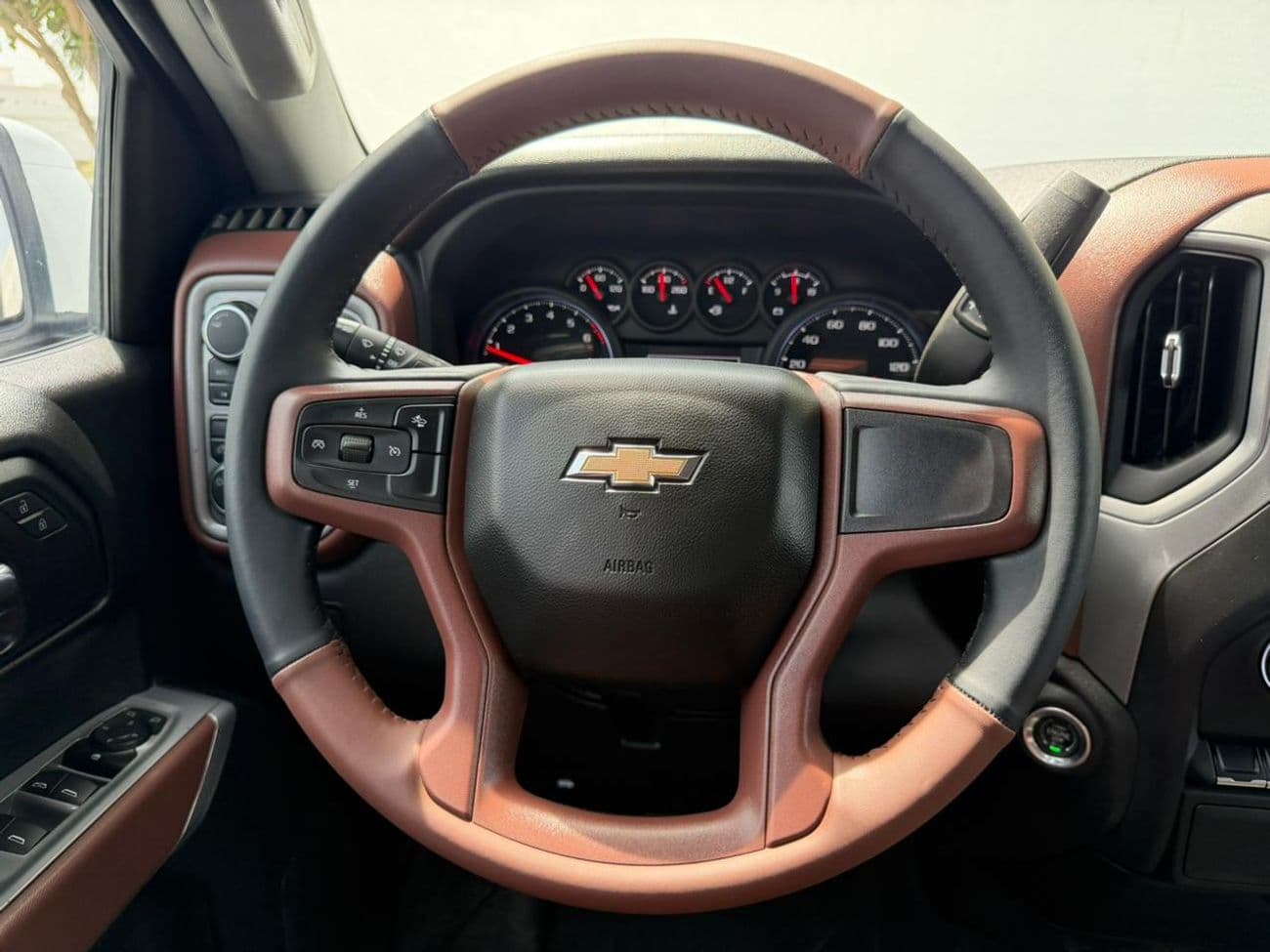 2024 Chevrolet Silverado TURBO thumbnail 8