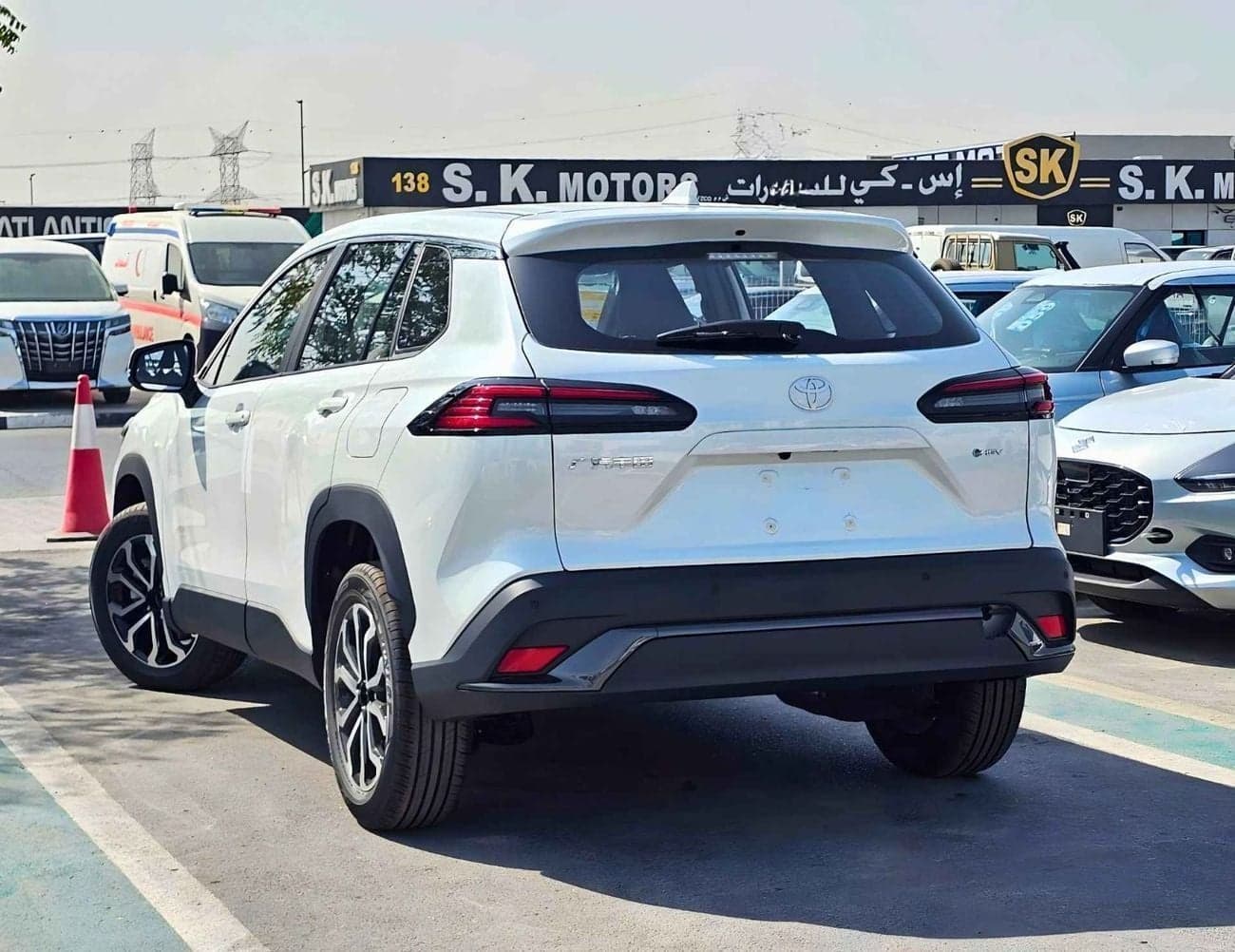 2026 Toyota Frontlander Luxury thumbnail 6