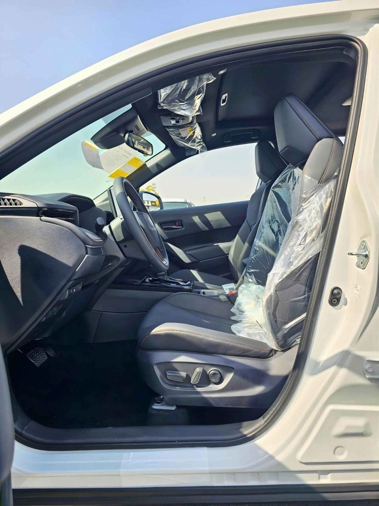 2026 Toyota Frontlander Luxury thumbnail 10