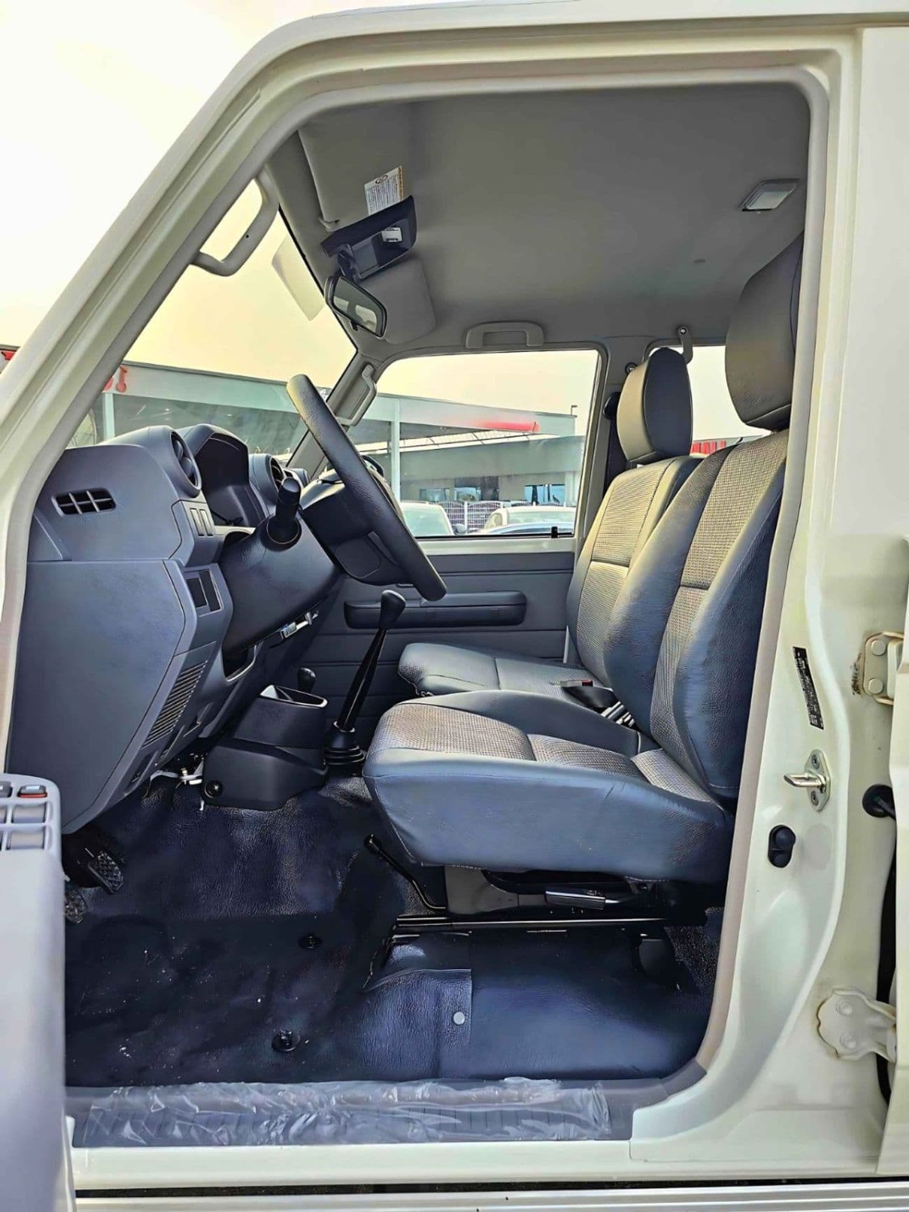 2026 Toyota Land Cruiser 70 LC 78 thumbnail 7