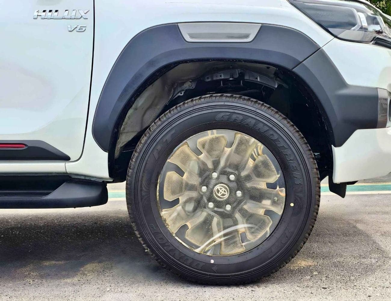 2026 Toyota Hilux ADVENTURE thumbnail 7