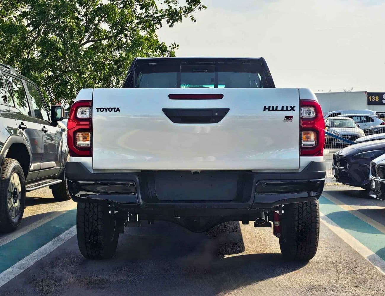 2026 Toyota Hilux thumbnail 4
