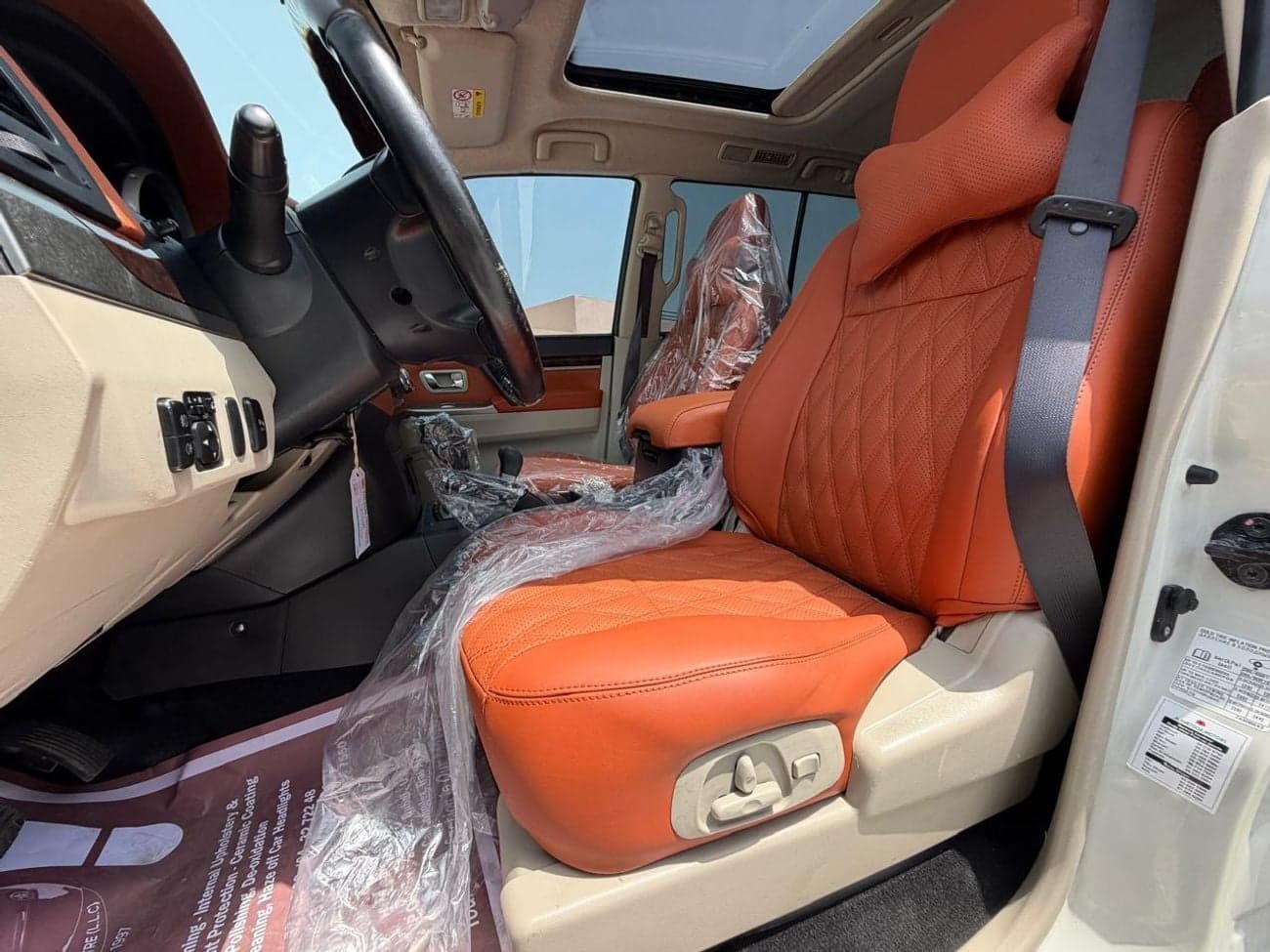 2017 Mitsubishi Pajero thumbnail 9