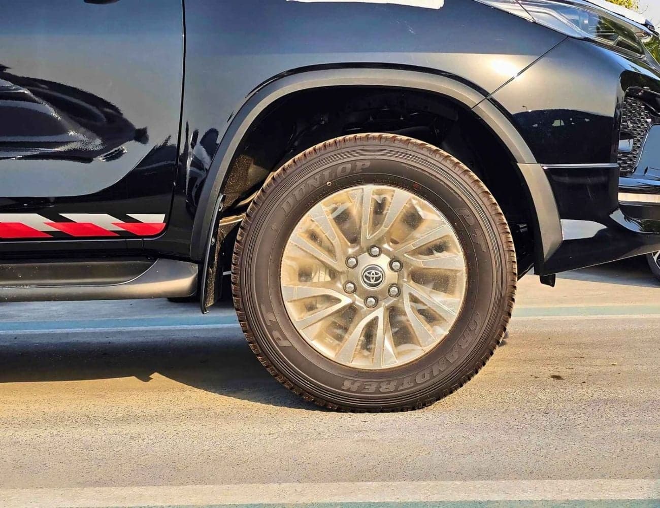 2026 Toyota Fortuner thumbnail 8